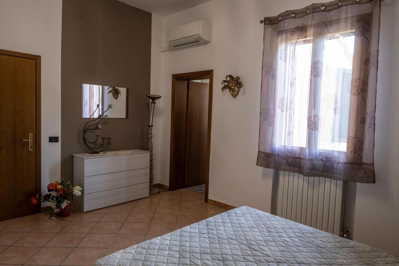 סן מיניאטו B&B La Serra מראה חיצוני תמונה