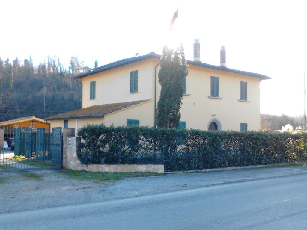 סן מיניאטו B&B La Serra מראה חיצוני תמונה